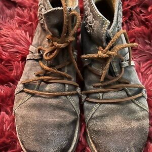 Stylish Distressed Light Brown Ankle Boots